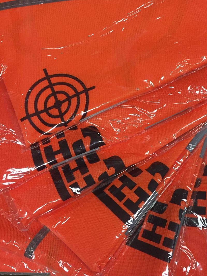 Печать на сигнальных жилетах заказать в Казани