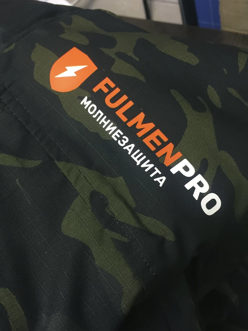 Печать на спецодежде заказать в Казани